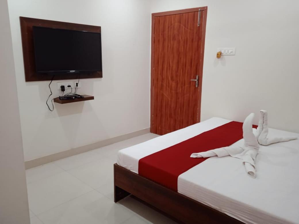 Hotel Haren Grand กูวาฮาติ ภายนอก รูปภาพ